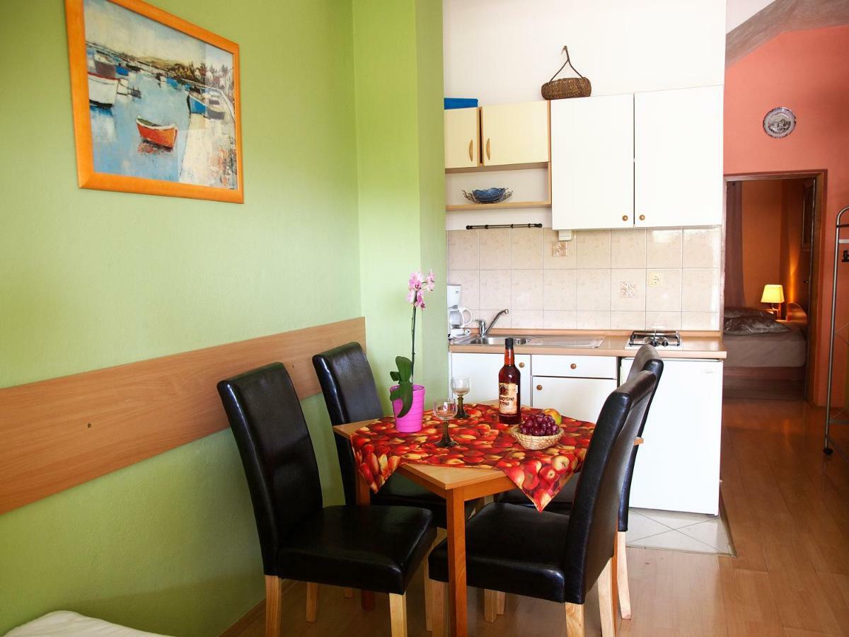 Apartmani Diana Makarska Esterno foto