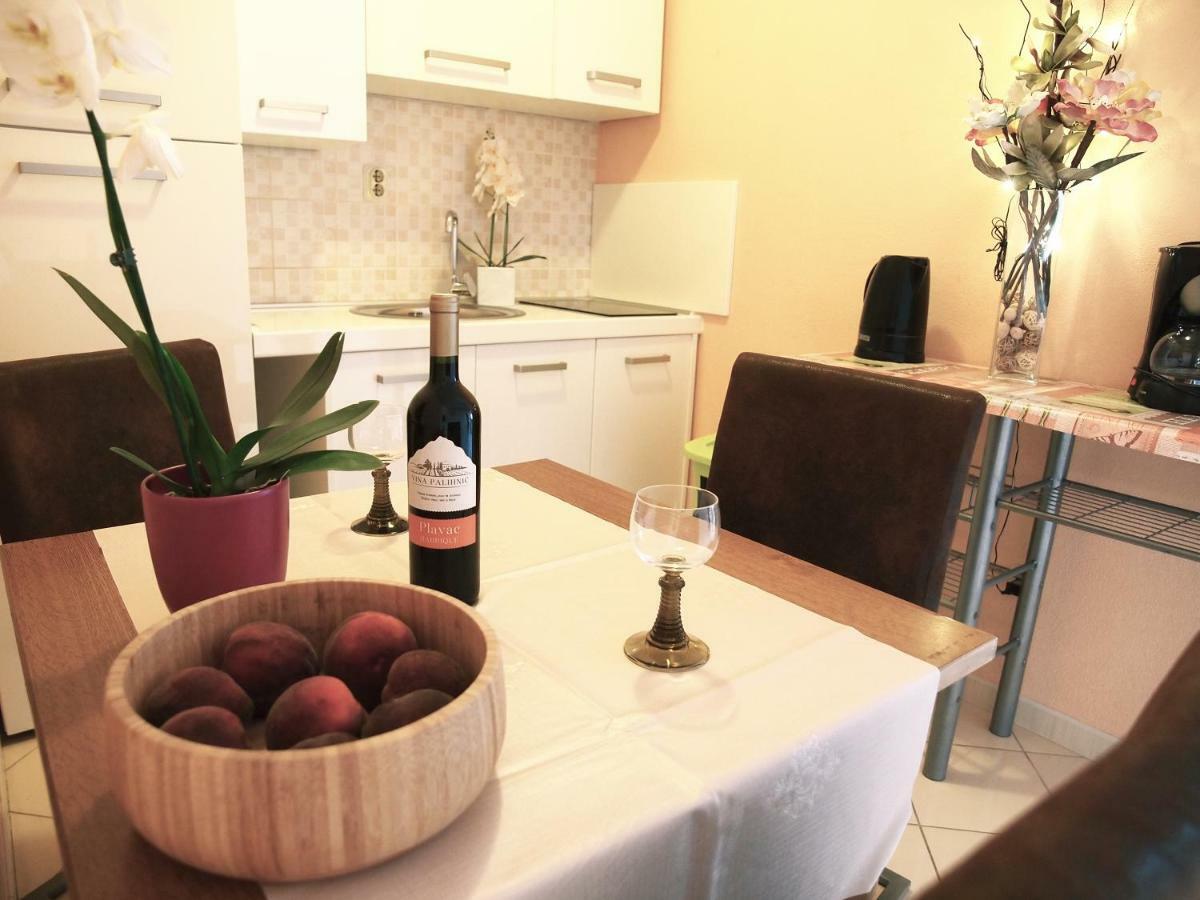 Apartmani Diana Makarska Esterno foto