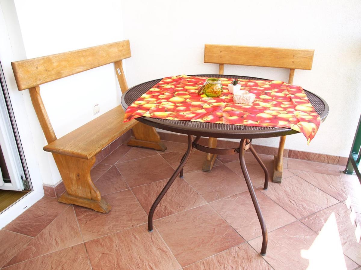 Apartmani Diana Makarska Esterno foto