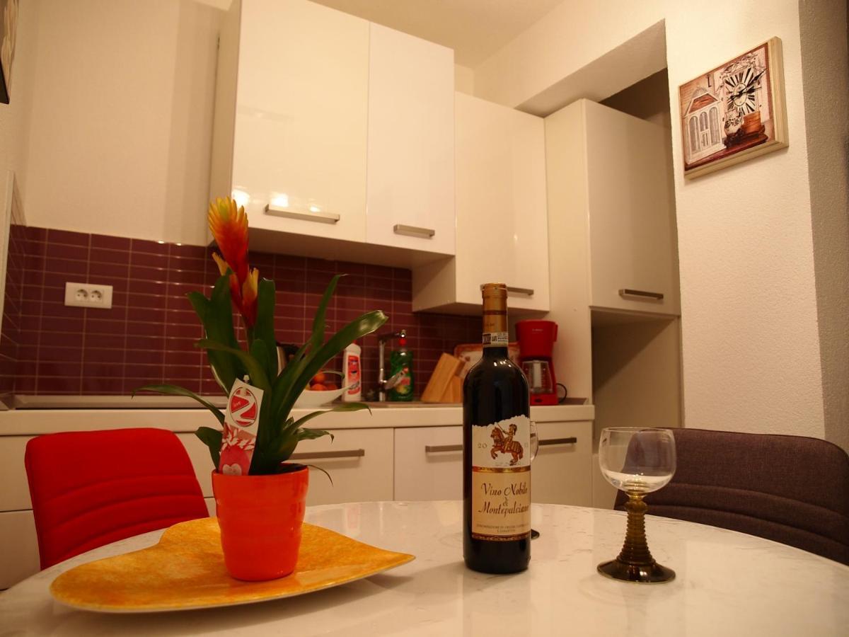 Apartmani Diana Makarska Esterno foto